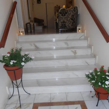 Hotel Bretagne 2*