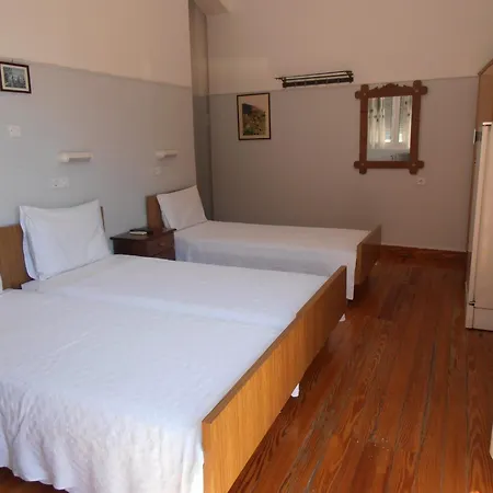 Hotel Bretagne Loutráki