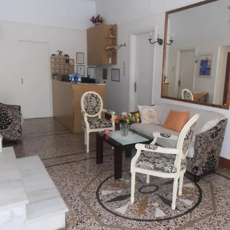 Hotel Bretagne 2*